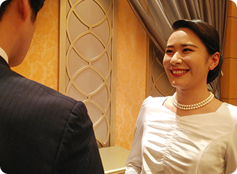 ときには、お客様との歓談も